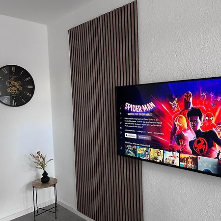Appartment Florida Naehe Duesseldorf, Messe, Hbf, City, Wifi, Helios Hospital Krefeld Esterno foto