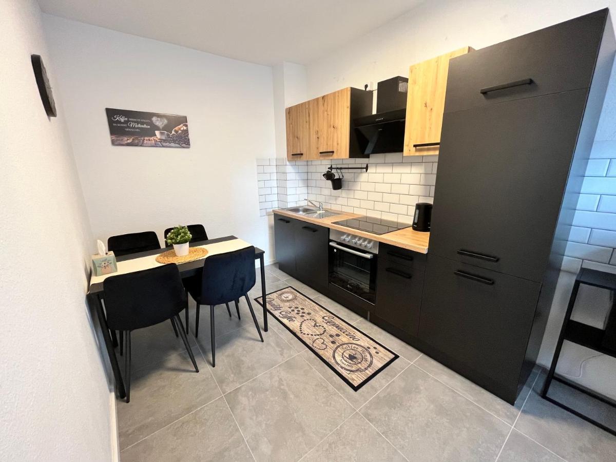 Appartment Florida Naehe Duesseldorf, Messe, Hbf, City, Wifi, Helios Hospital Krefeld Esterno foto